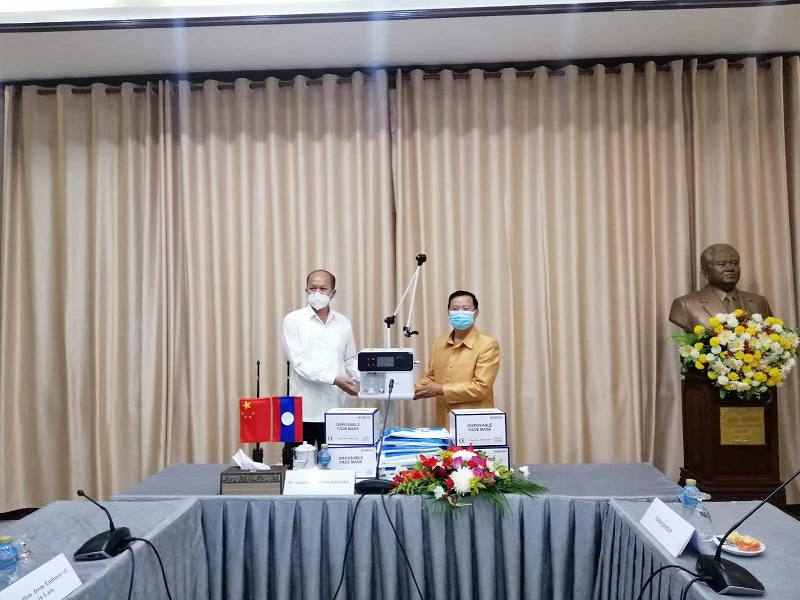 援助老挝地区医院医疗设备及物资项目